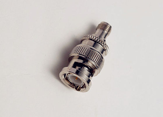 Connettore di radiofrequenza dell'hardware della macchina di CNC di microonda 500V per assemblaggio cavi